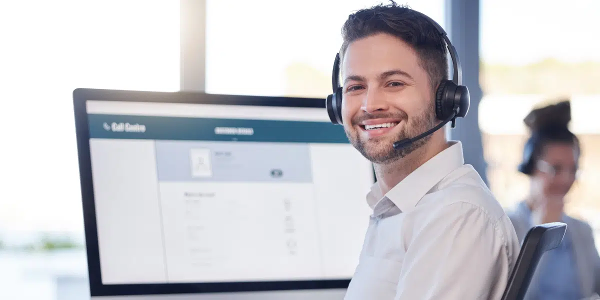 Customer Service jobs Abu Dhabi with salary 15,000 to 17,000 AED 